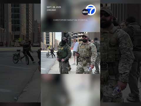 Border Patrol agents chase after cyclist after he claims he's 'not a US citizen' in downtown Chicago